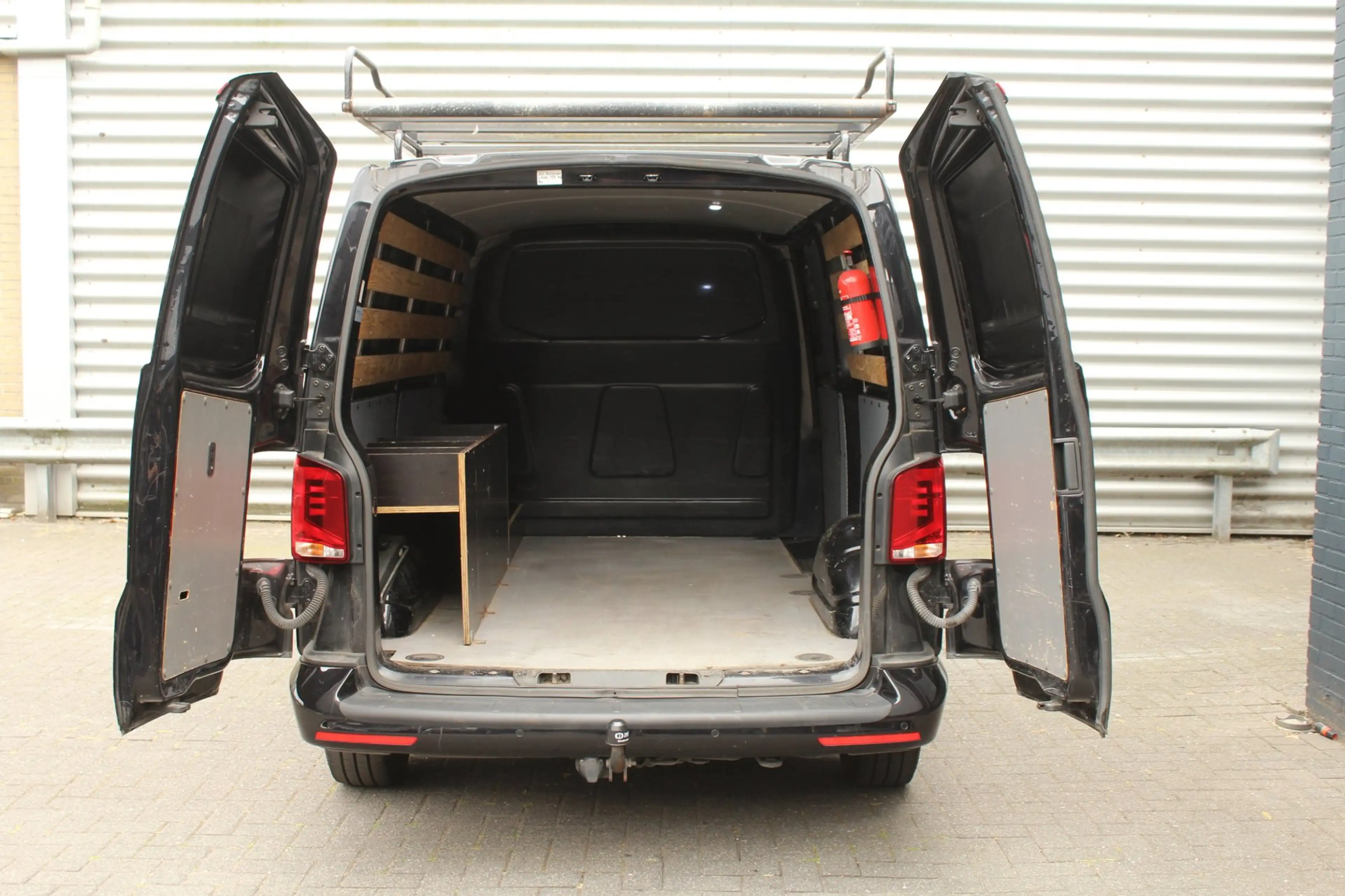 Volkswagen Transporter 2.0 TDI 150pk L2H1 28 Navigatie Trekhaak Imperiaal — photo 8