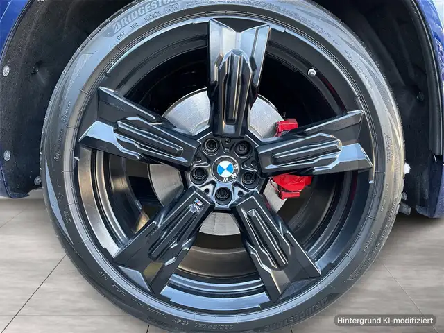 BMW X3 view 6