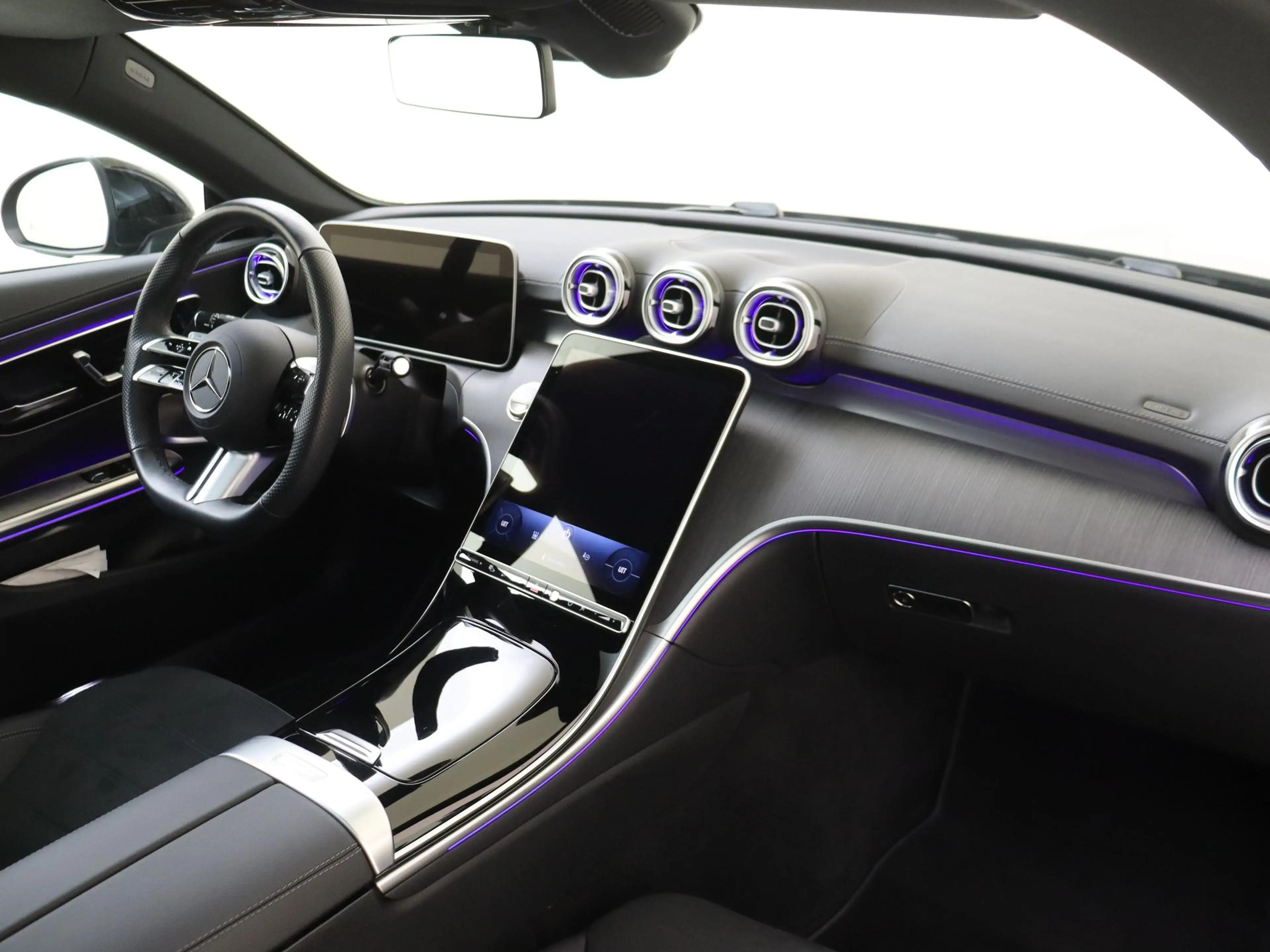 Mercedes-Benz CLE 300 Coupé e AMG Line Panoramadak/ 19 inch/ Night/ Burm — photo 5