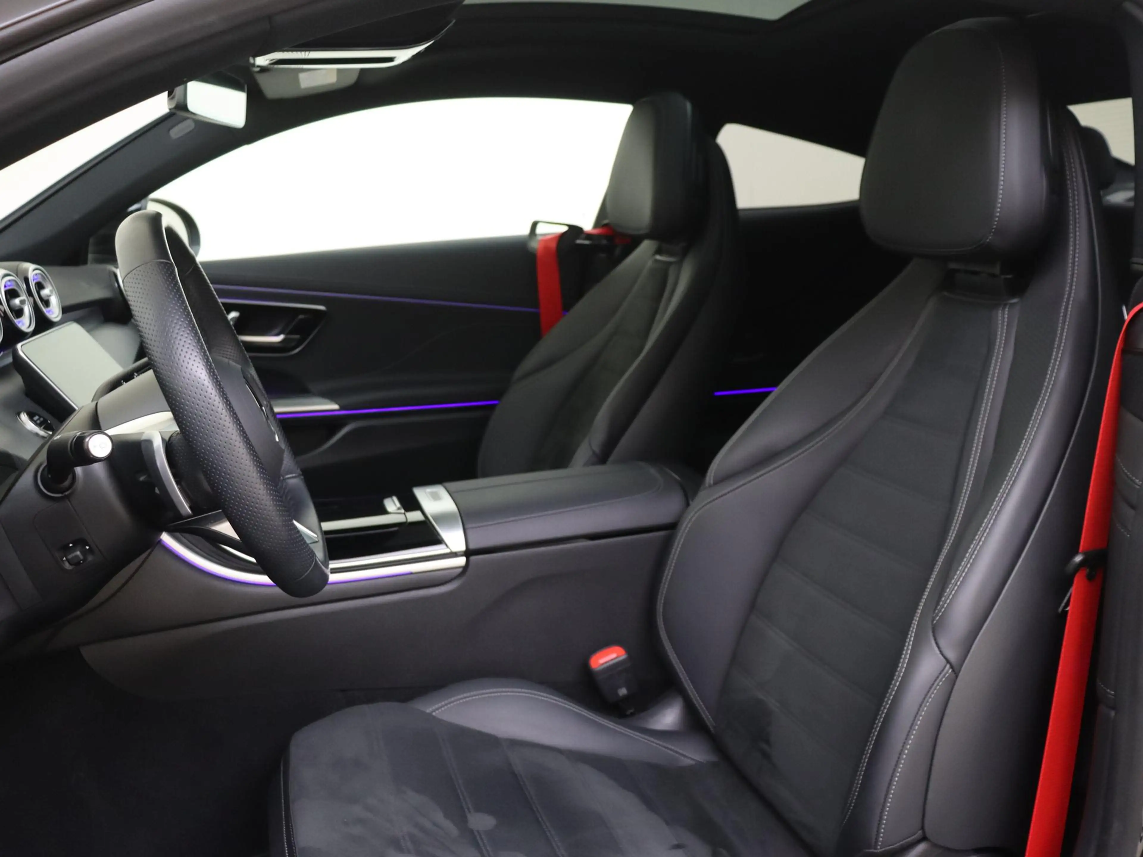 Mercedes-Benz CLE 300 Coupé e AMG Line Panoramadak/ 19 inch/ Night/ Burm — photo 11