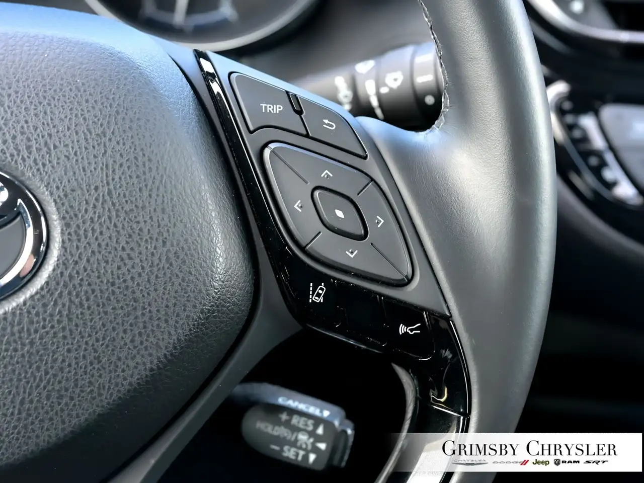 Toyota C-HR снимка Toyota C-HR