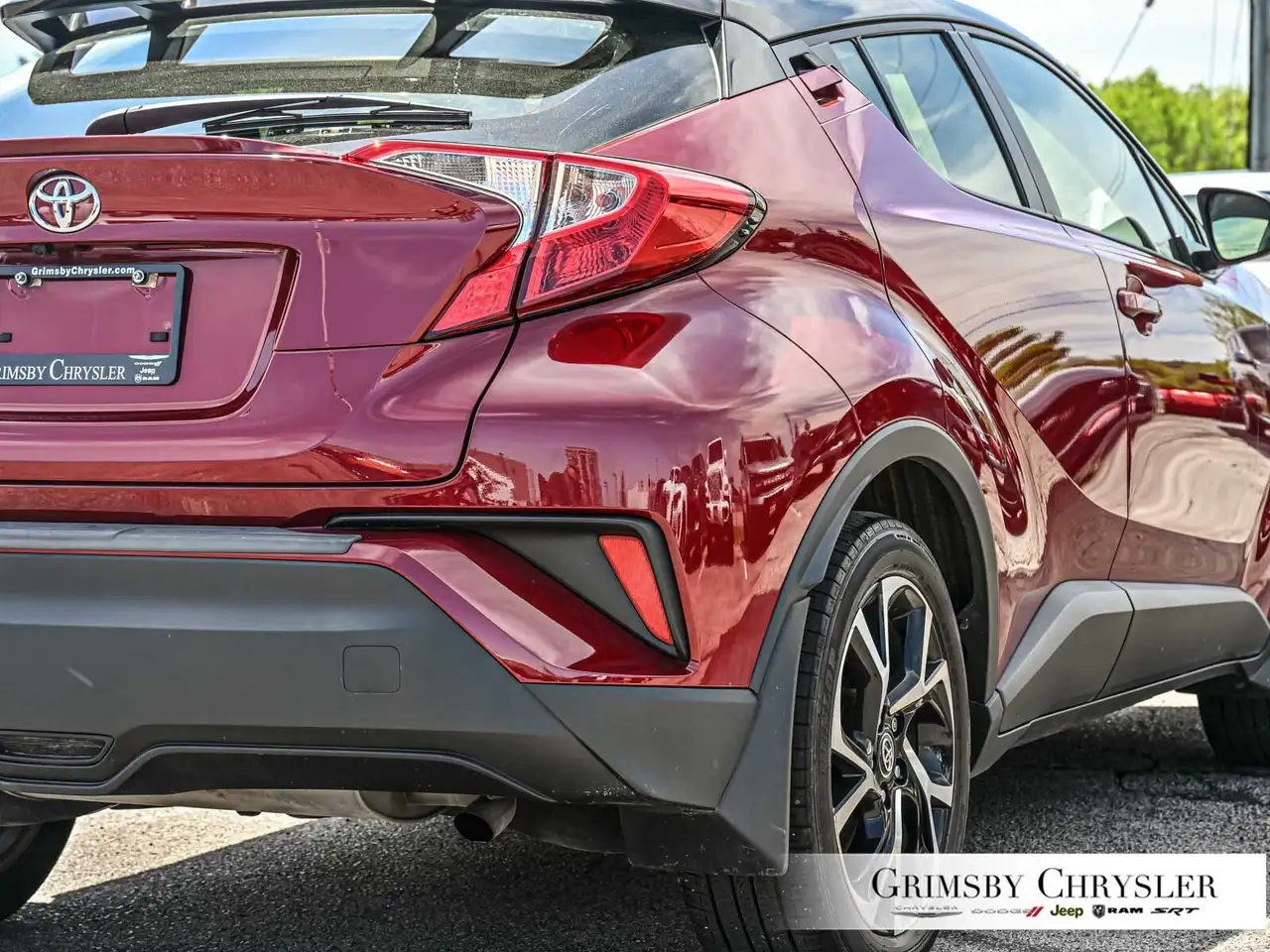 Toyota C-HR снимка Toyota C-HR