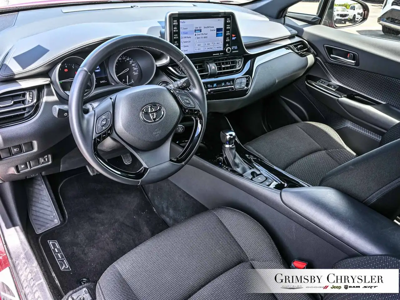 Toyota C-HR снимка Toyota C-HR