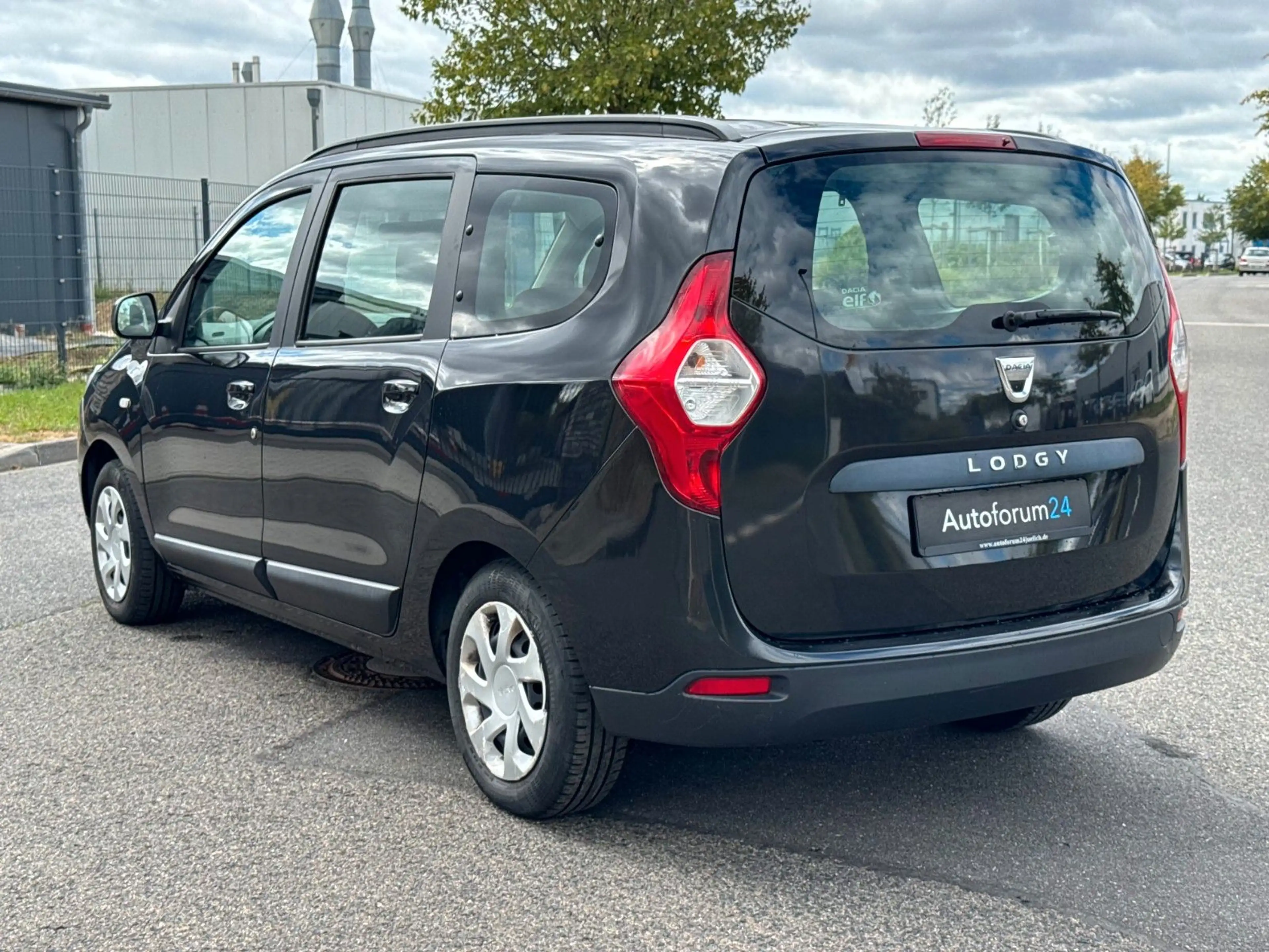 Dacia Lodgy Laureate *7-Sitz*Klima*8-Fach*1-Hand* — photo 3