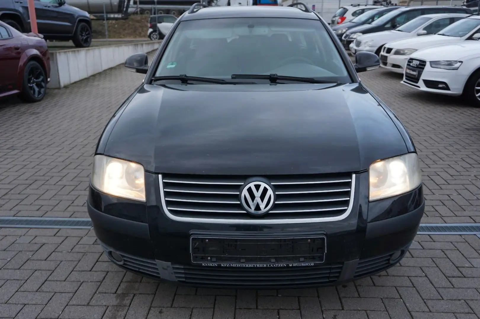 Volkswagen Passat Variant Basis 1.9L TDI*Schalter Schwarz - 2