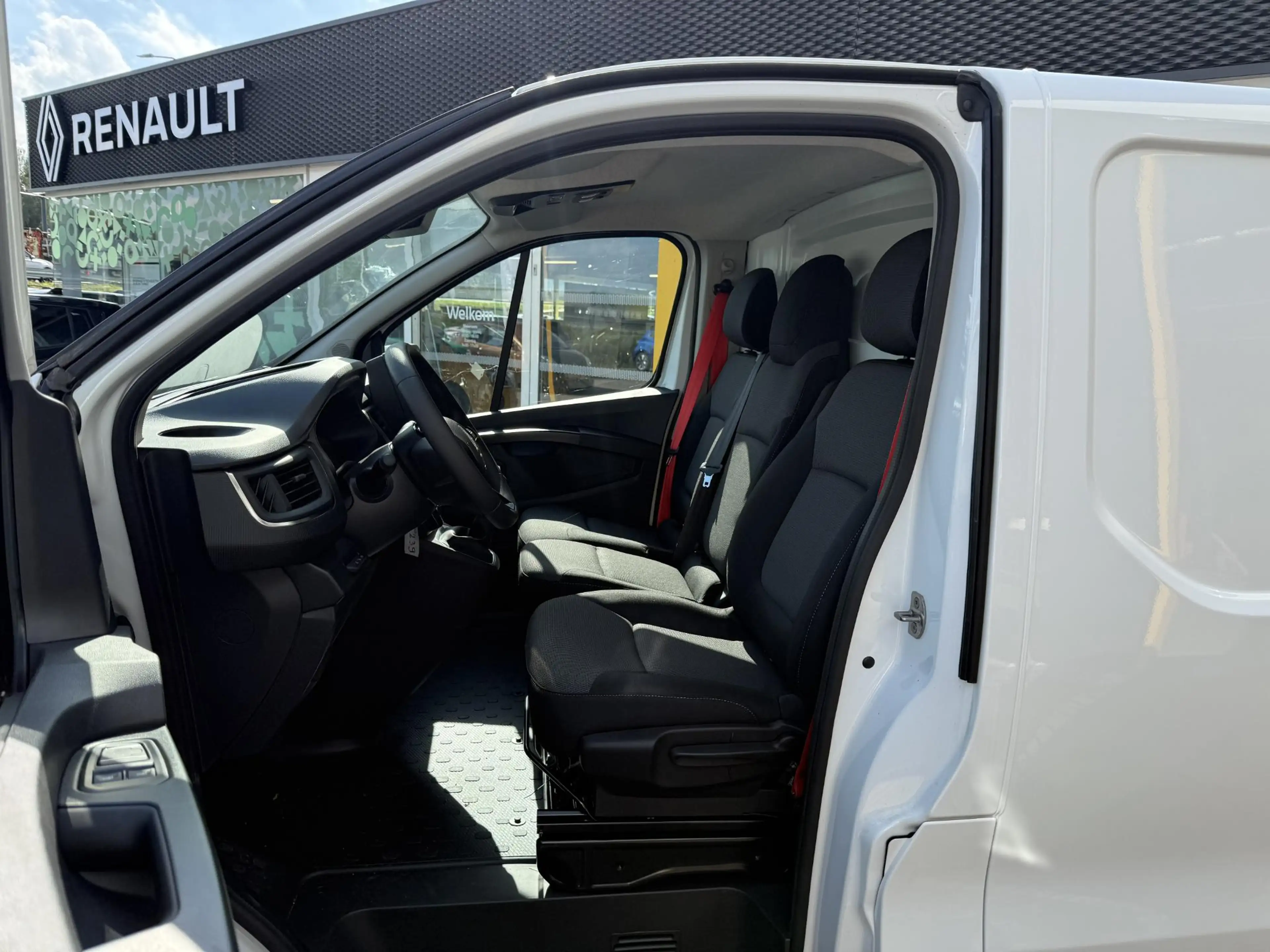 Renault Trafic E-Tech T29 L2H1 Advance 52 kWh | NAP | Achteruitri — photo 8