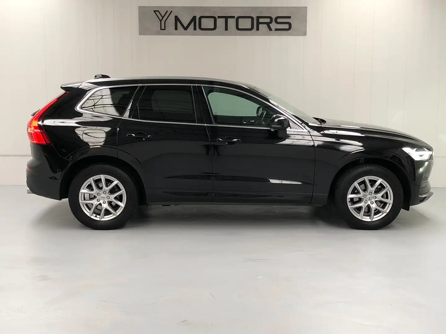 Volvo XC60 2.0 D4 GEARTRONIC MOMENTUM 163 CH FULL LED ACC Black - 2