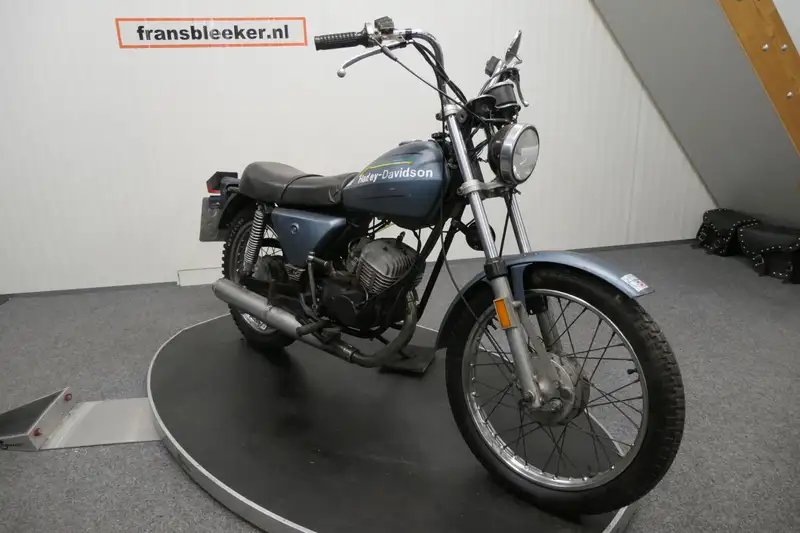 Harley-Davidson SS 125 - foto 2