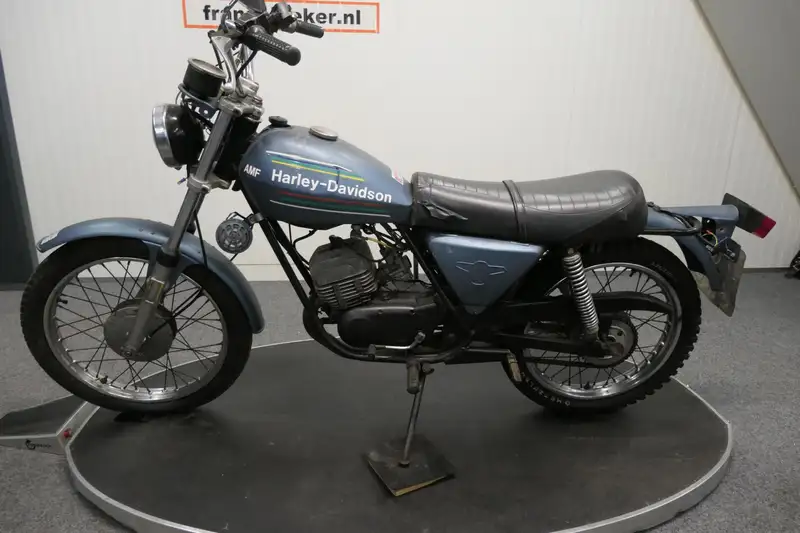 Harley-Davidson SS 125 - foto 6