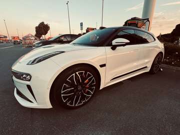 001 AWD Privilege Facelift 2025 Modell