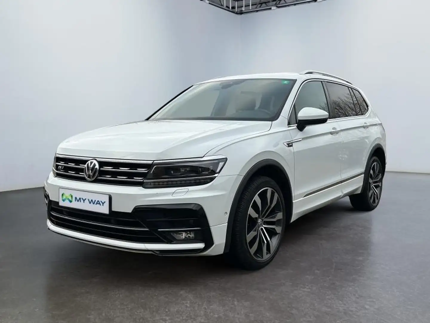 Volkswagen Tiguan Allspace R-line*7 places*Boite auto*GPS*Carplay*Caméra Blanc - 1