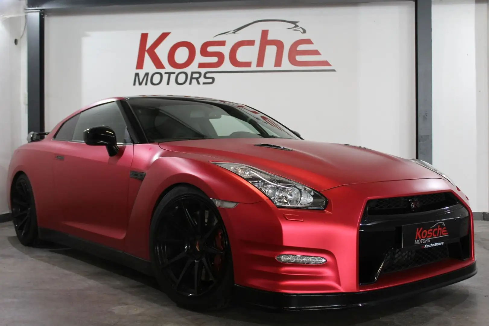 Used Nissan Gt-R 