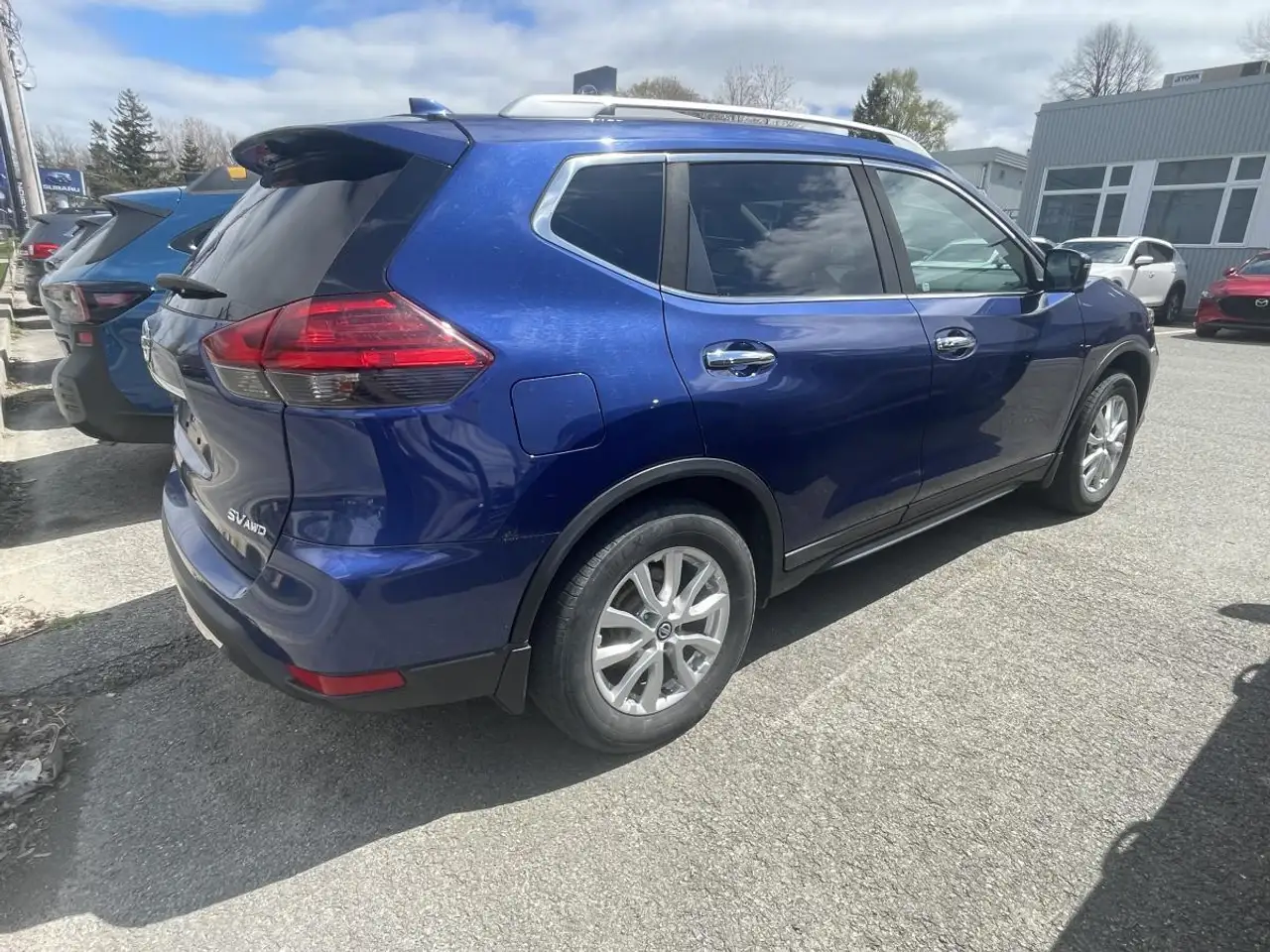 Nissan Rogue снимка Nissan Rogue