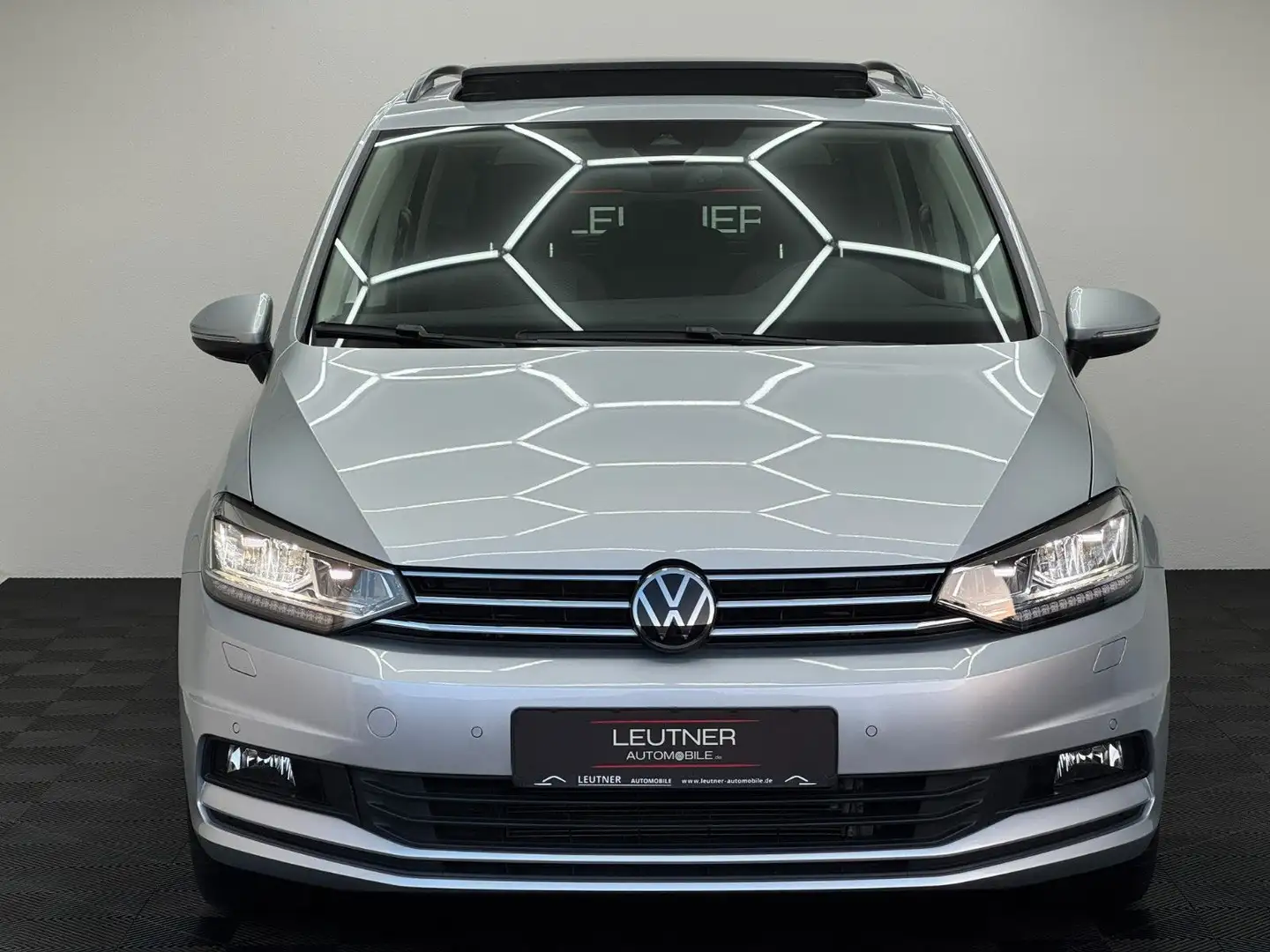 Volkswagen Touran 2.0 TDI 7-Sitze*Sthz*AHK*Pano*Virtual* Argent - 2