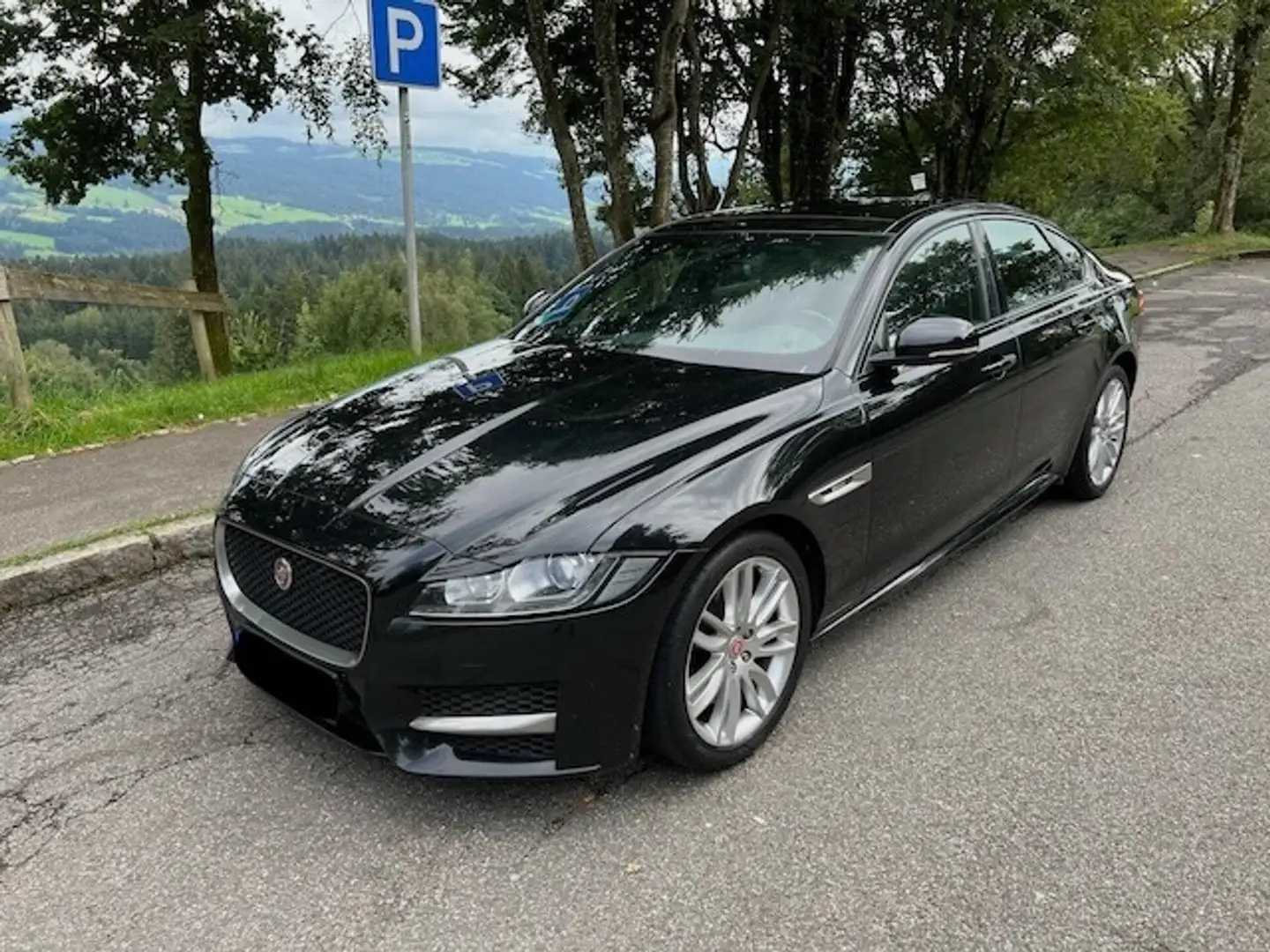 Jaguar XF XF Diesel 30d Aut. R-Sport Schwarz - 1