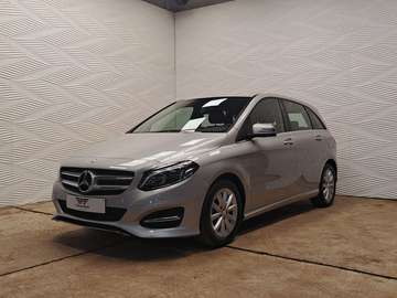 1.6i*AUT*NAVI*SENSOREN*LED*32.589 km!!!*