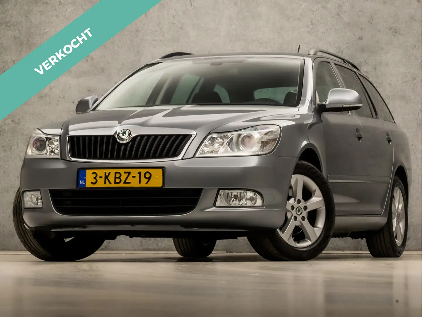 Skoda Octavia Combi 1.2 TSI Sport (NAVIGATIE, CLIMATE, NAP, STOE Grijs - 1