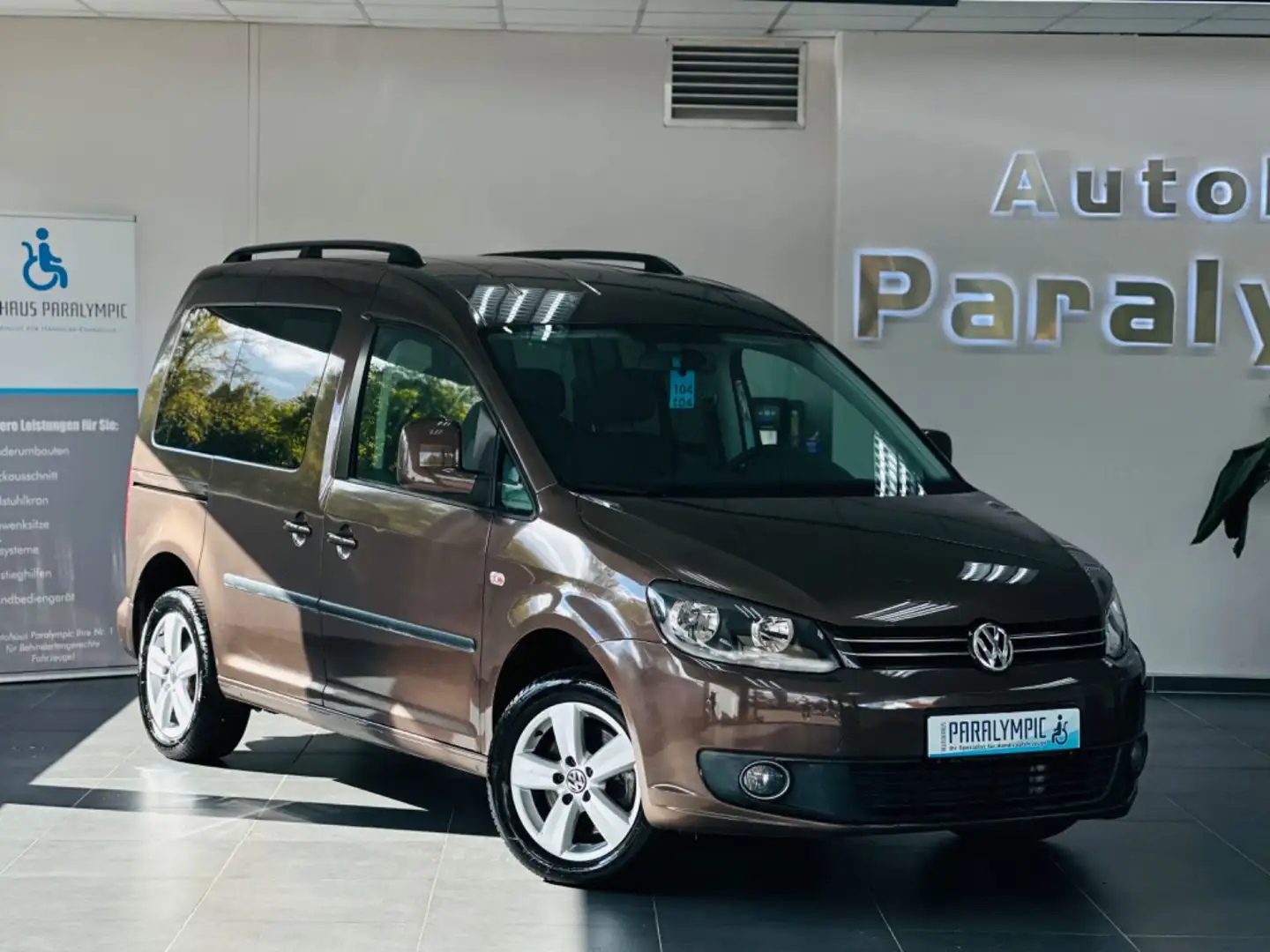 Volkswagen Caddy Comfort TDI DSG Behindertengerecht-Rampe Braun - 2