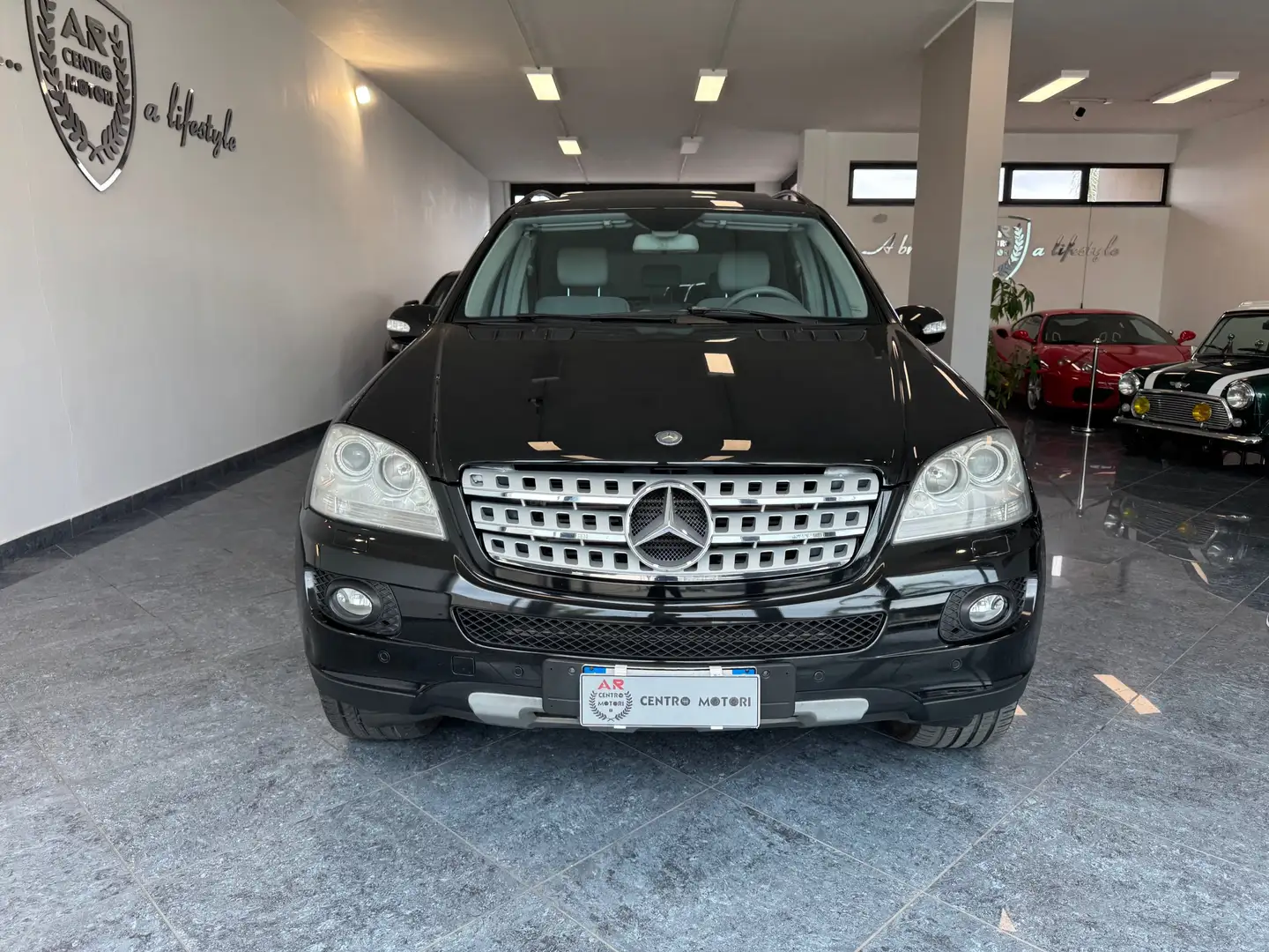 Mercedes-Benz ML 320 cdi Sport auto Tetto Navi Pdc Full Uniproprietario Nero - 2