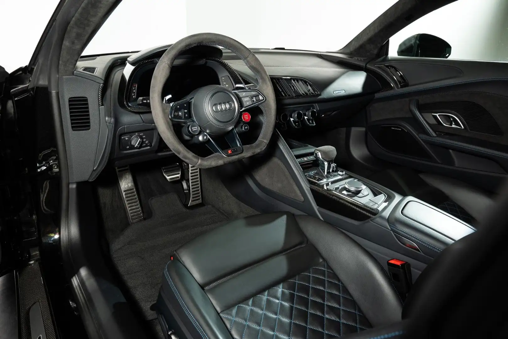 Audi R8 Coupe 5.2 FSI quattro performance Carbon Schwarz - 2