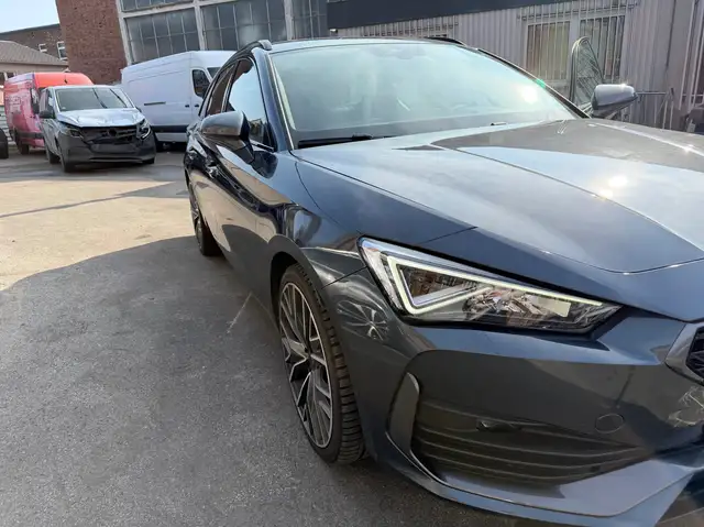 Cupra Leon Sportstourer VZ 2.0 180KW Automatik Frontkamera 1H
