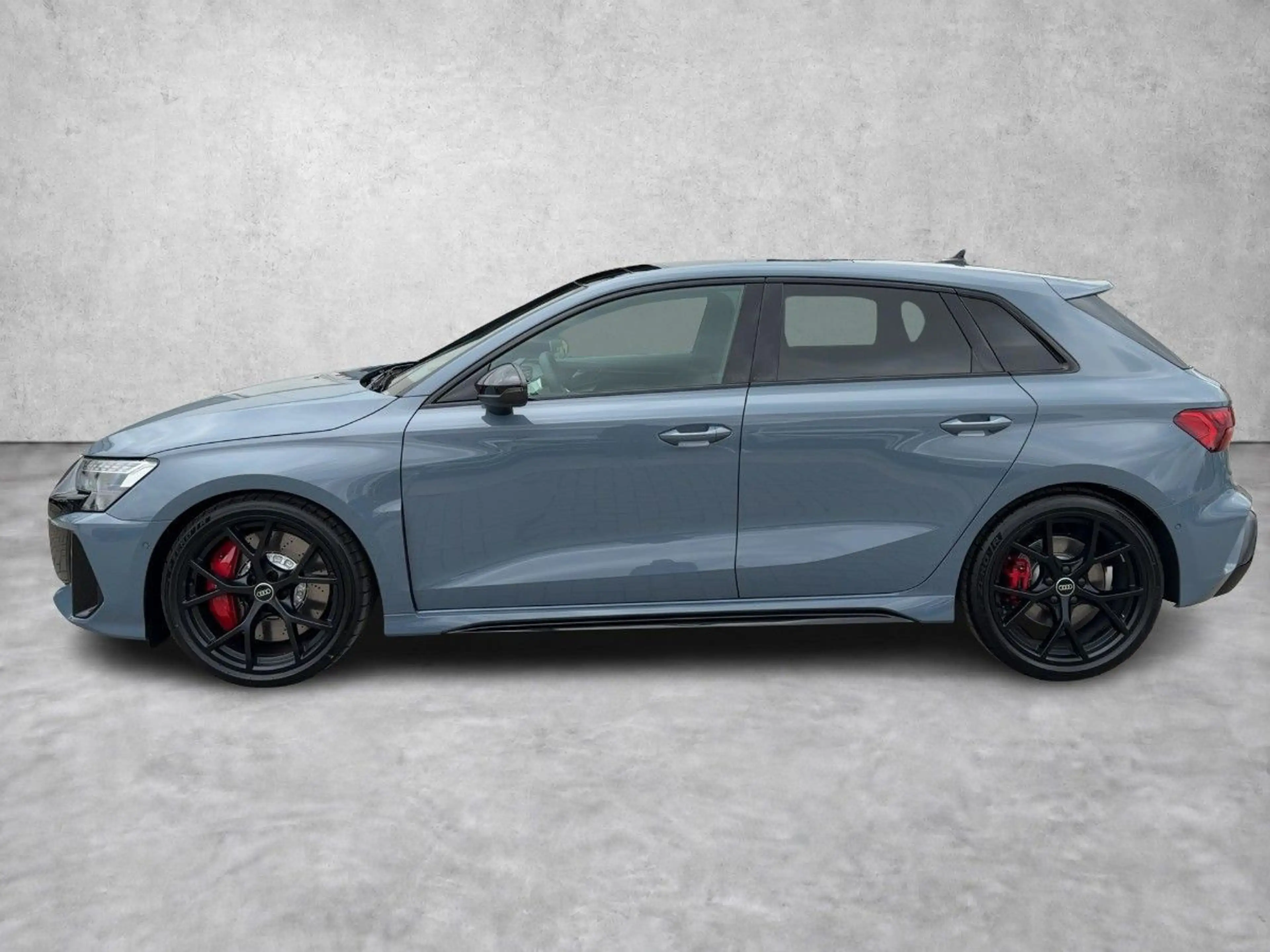 Audi RS3 *S-TRO*QUA*PANO*MATRIX*360* — photo 6