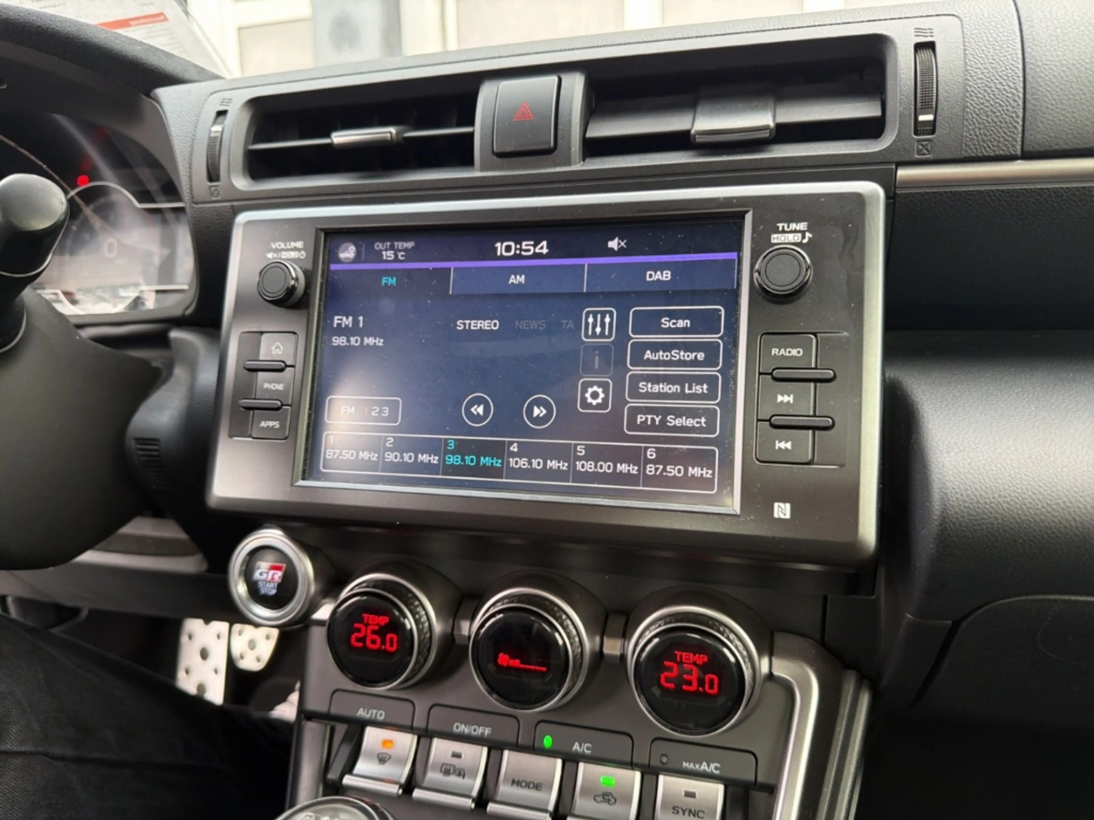 Toyota GR86 2,4L PREMIUM LED APPLE CARPLAY LM SITZHZG  Kurvenl — photo 15