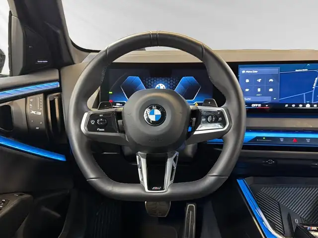 BMW X3 view 9