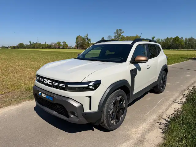 Dacia Duster 1.6 HYBRIDE // AUTOMAAT