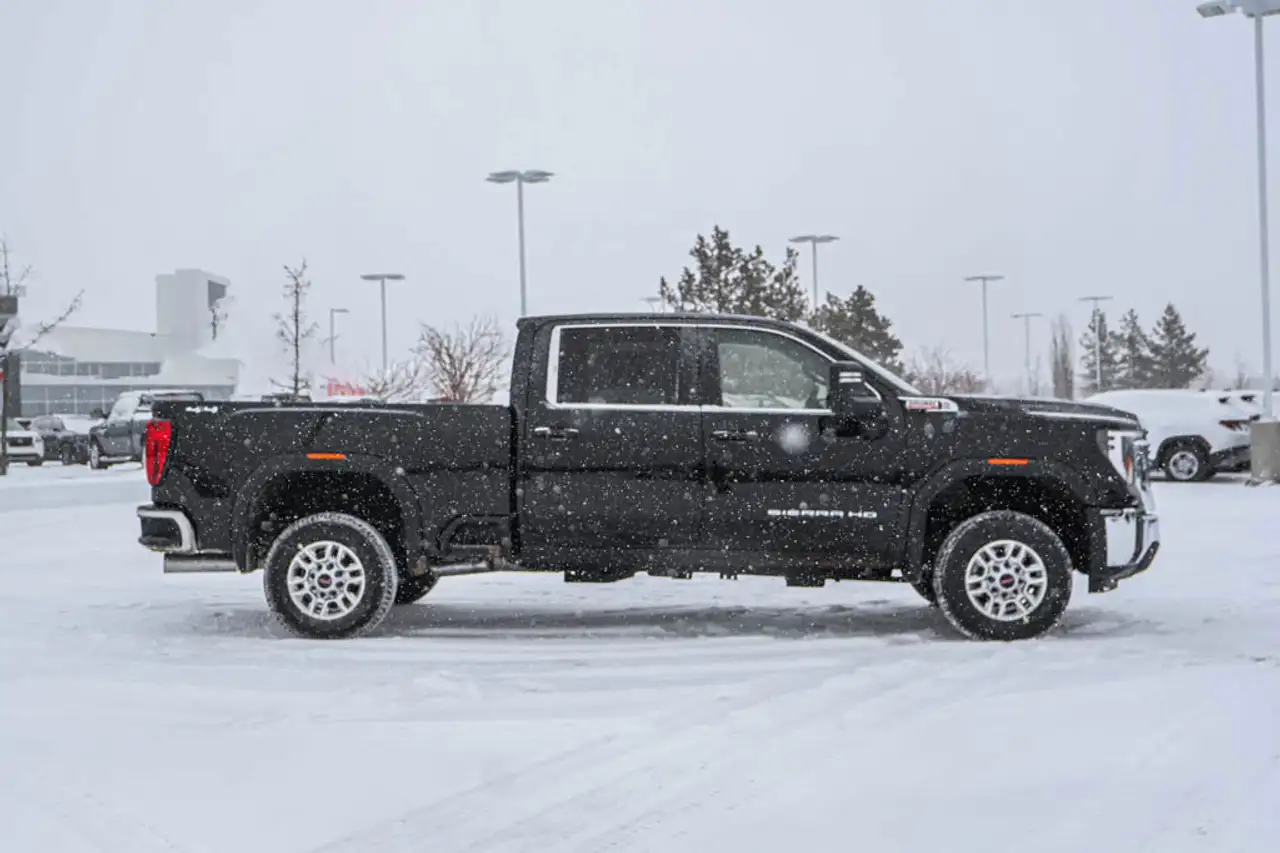 GMC Sierra 2500HD снимка GMC Sierra 2500HD