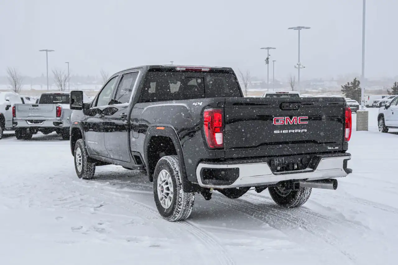 GMC Sierra 2500HD снимка GMC Sierra 2500HD