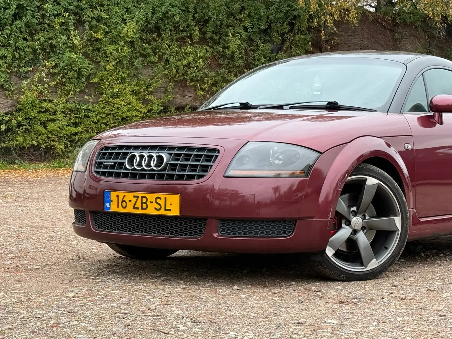 Audi TT 1.8 5V Turbo quattro/RECHTSGESTUURD Rood - 2