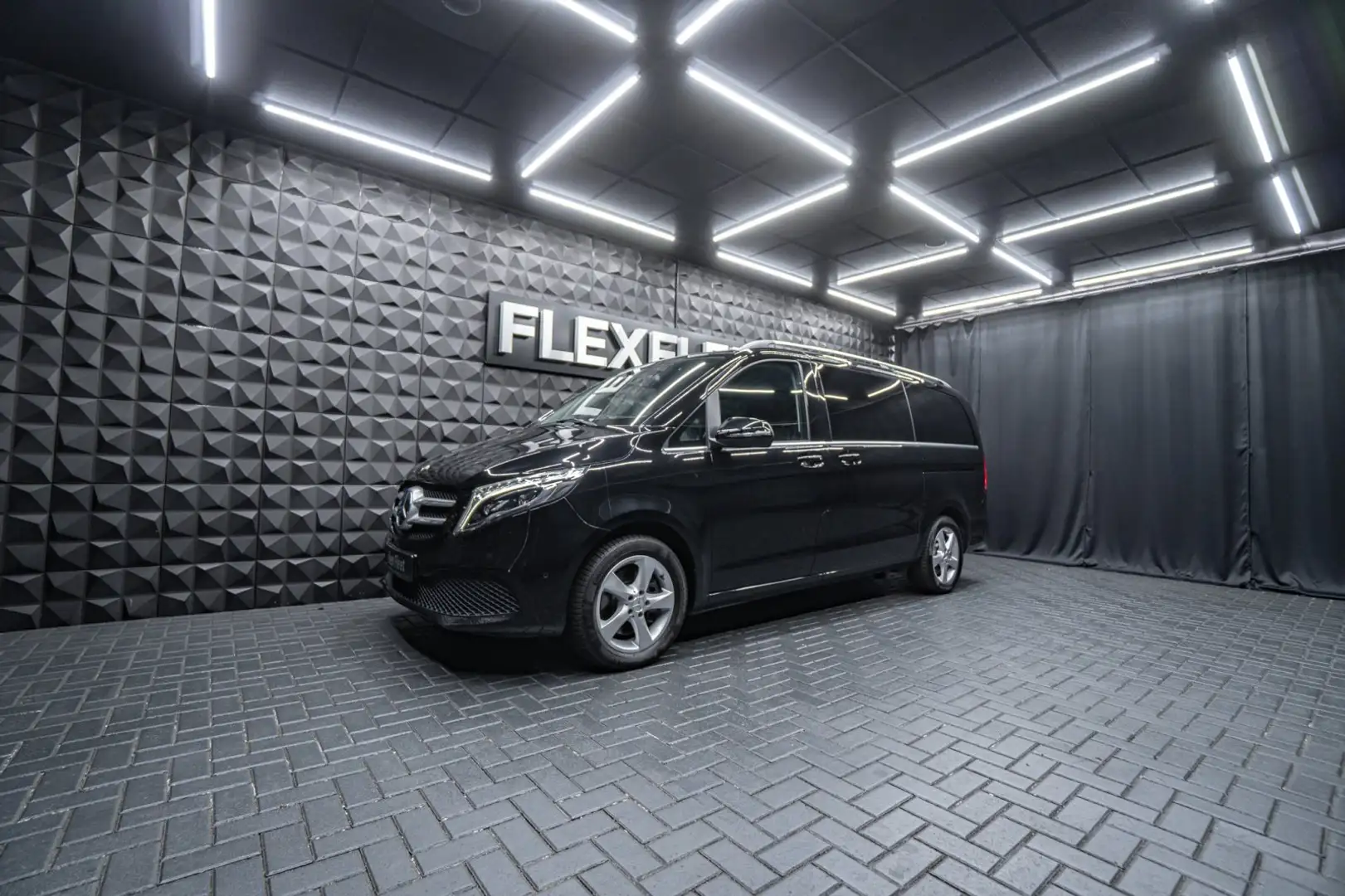 Mercedes-Benz V 250 250 d  Avantgarde Edition lang Schwarz - 1