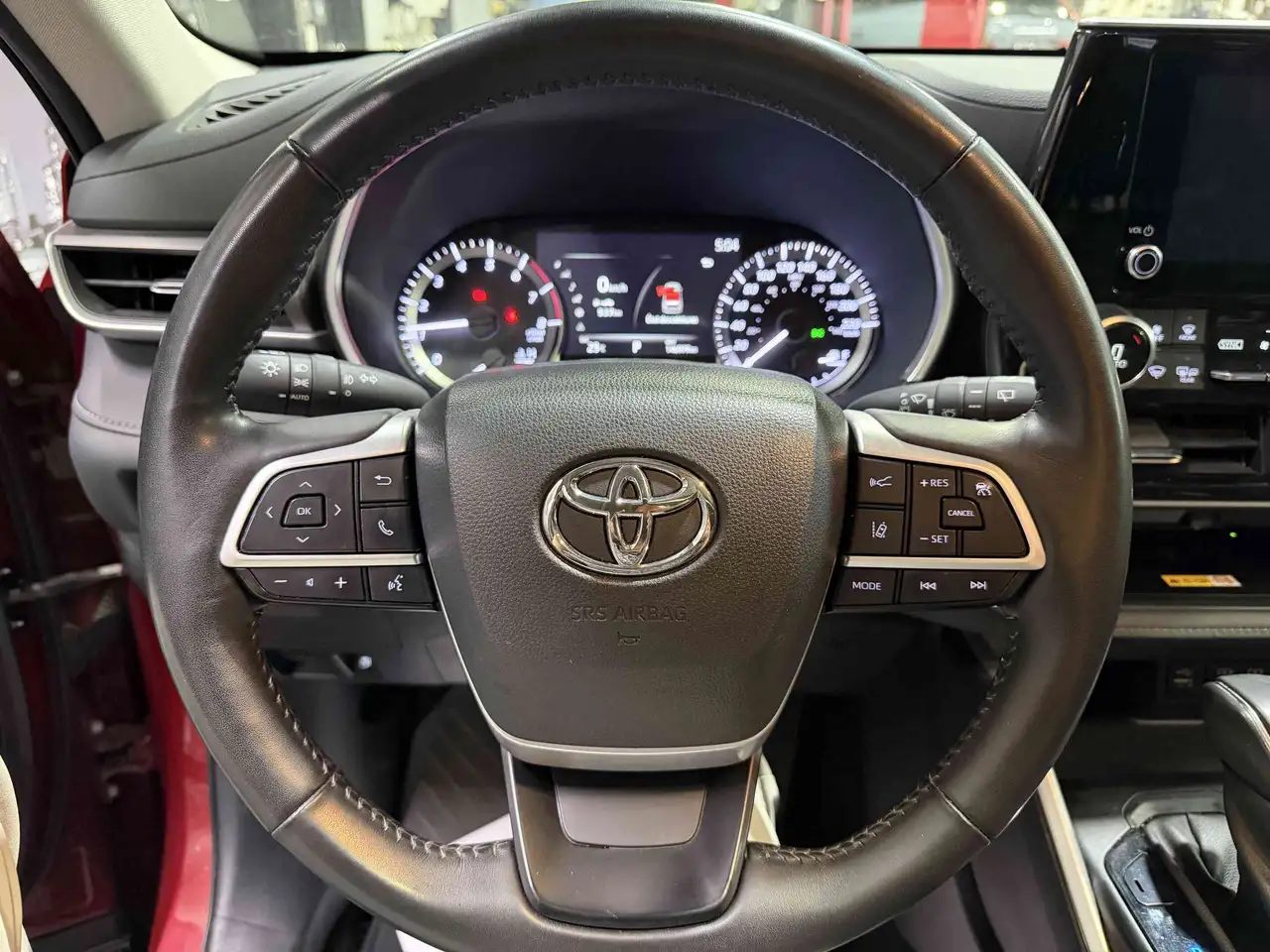 Toyota Highlander снимка Toyota Highlander