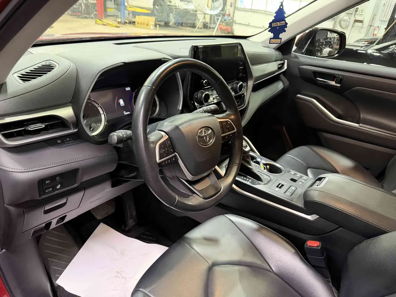 Toyota Highlander снимка Toyota Highlander