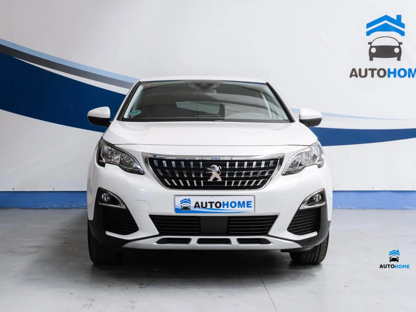 Peugeot 3008 1.2 PureTech S&S Allure 130 Wit - 2