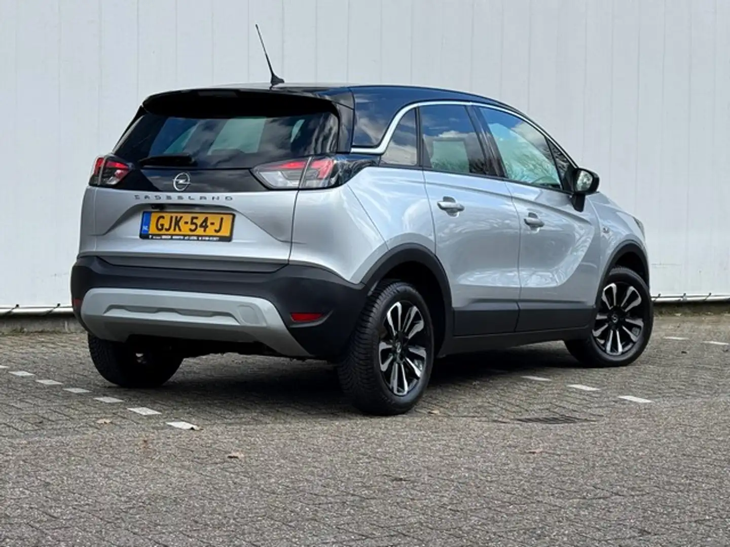 Opel Crossland 1.2 Turbo Elegance met Navi/Camera, AGR, Winterpak Grijs - 2