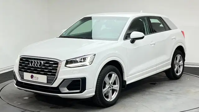 Audi Q2 30 TDI 116 ch - Sport - Sièges Av Chauffant - Apple Carplay - Caméra de Recul