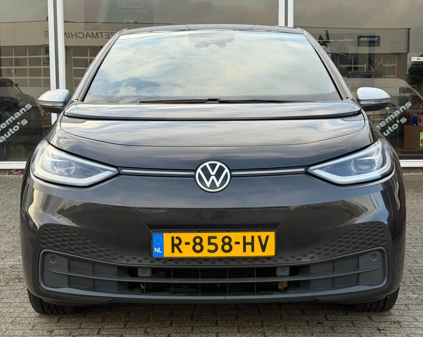 Volkswagen ID.3 First 58 kWh / IQ LIGHT / KEY LESS / SOH 92% / 19' Gris - 2