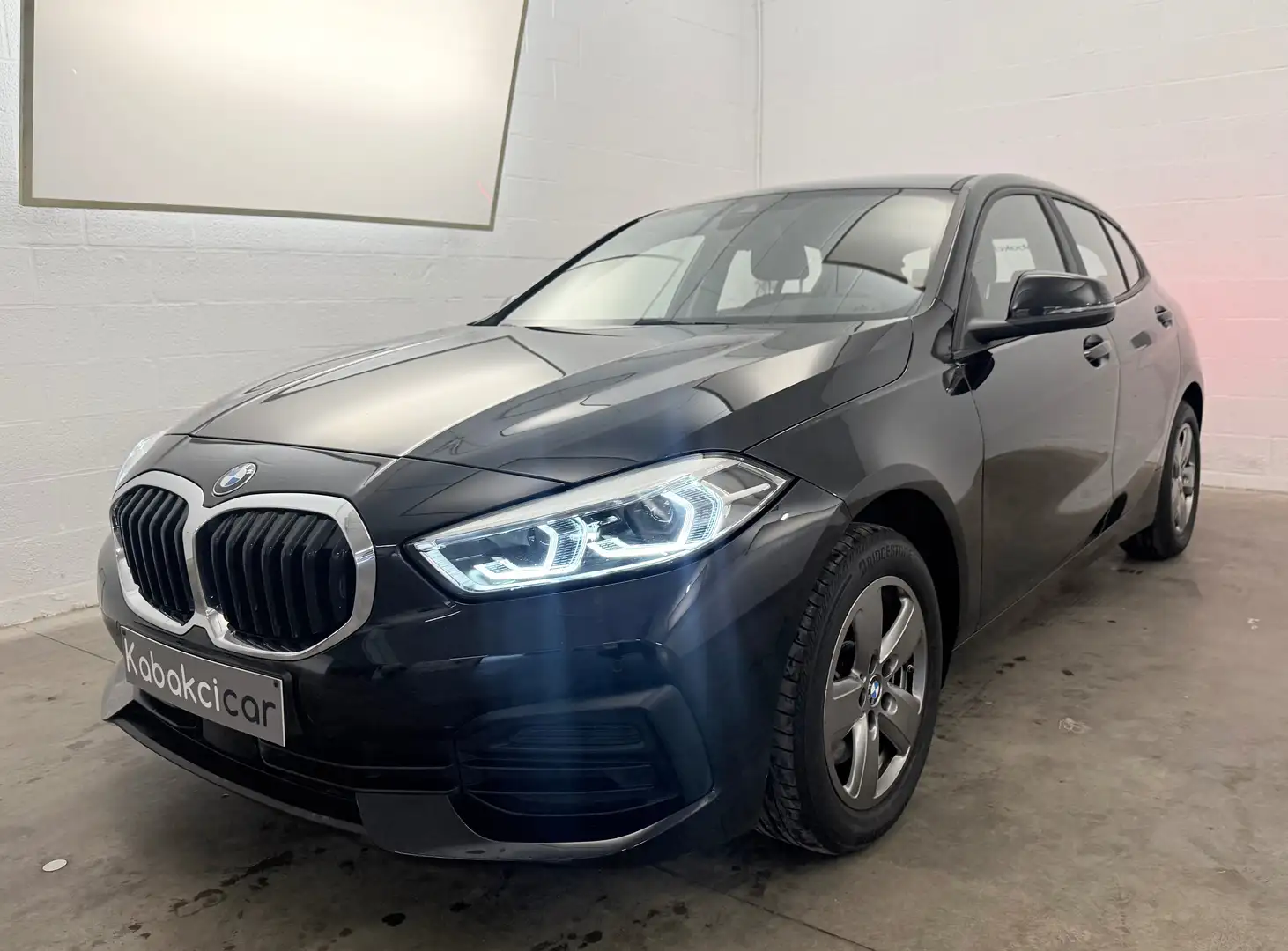 BMW 118 118i / Navi / Radar / Etat neuf / Garantie 12 Mois Schwarz - 1