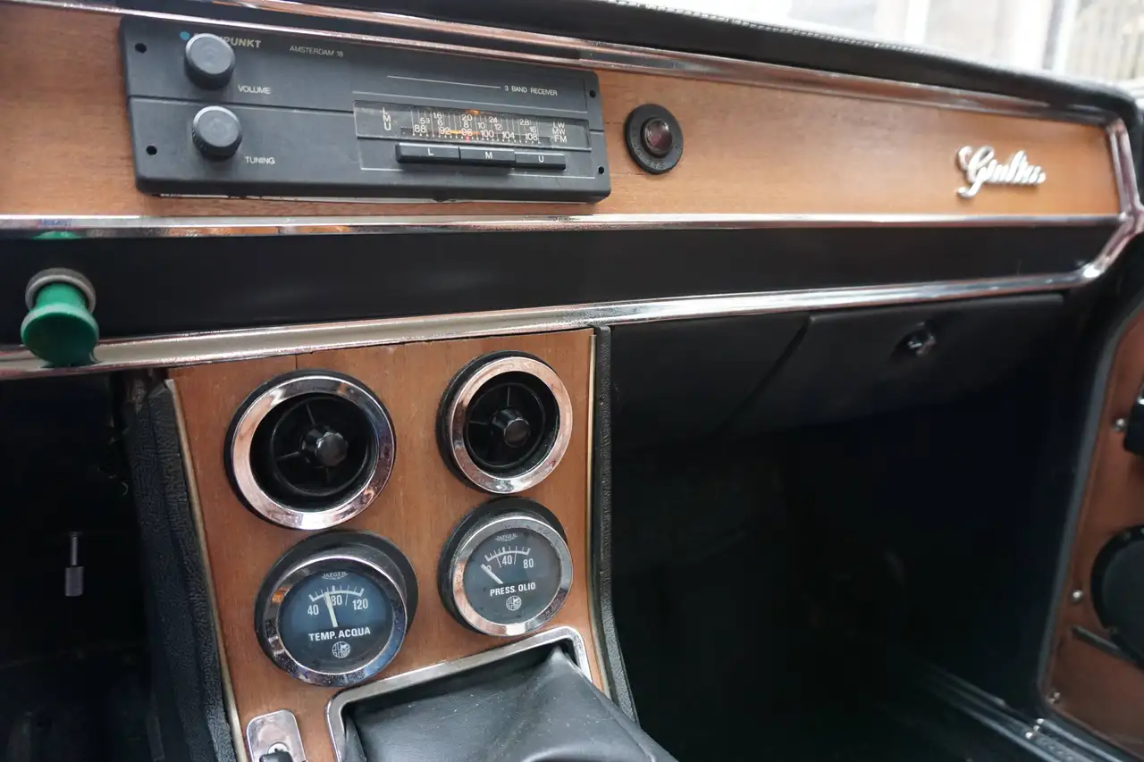 Alfa Romeo Giulia Super Lusso 1600, foto 8