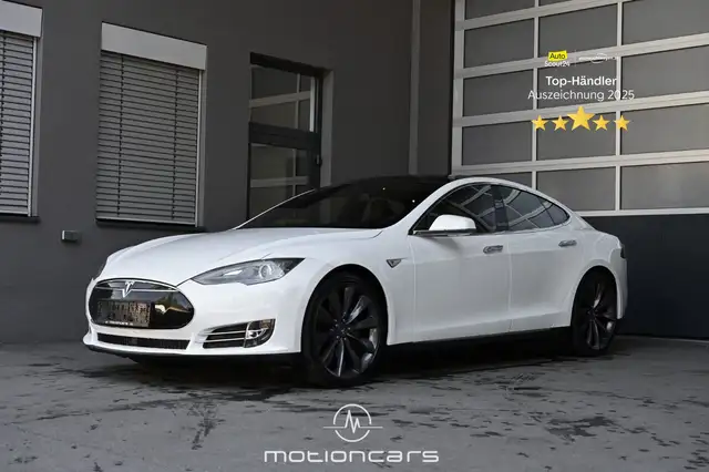 Tesla Model S Dual 85 kWh Pickerl NEU