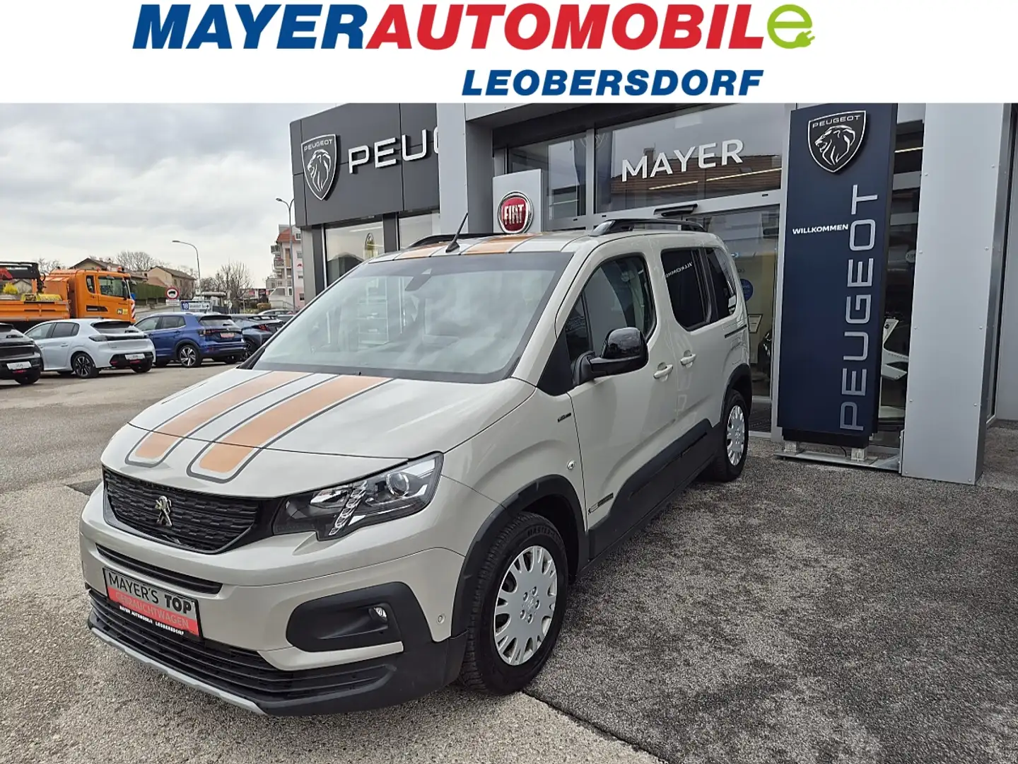 Peugeot Rifter 1,5 BlueHDI 130 S&S GT Line EAT8 Aut. Beige - 1