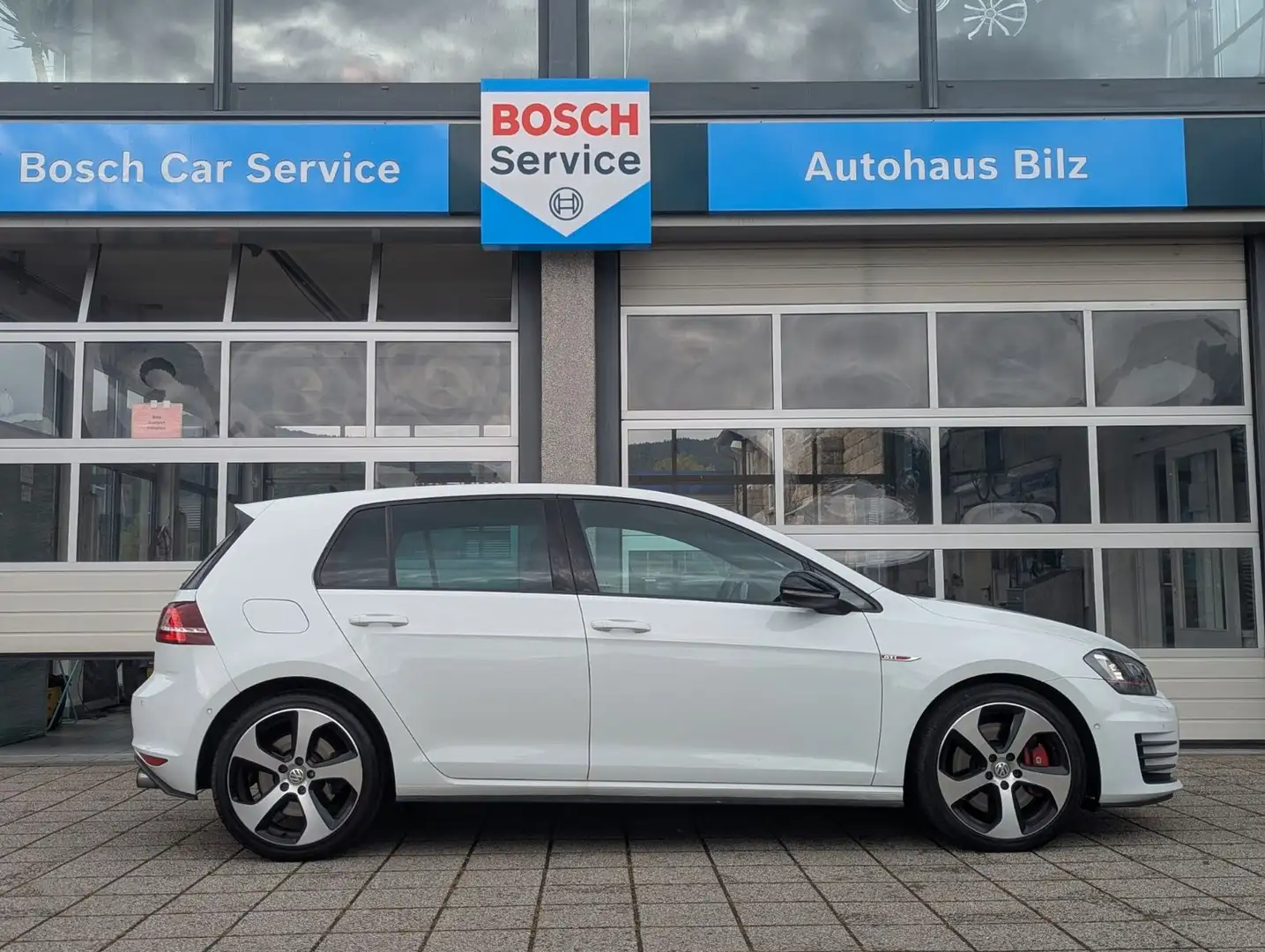Volkswagen Golf VII Lim. GTI Performance*DSG*Kamera*Navi* Weiß - 2