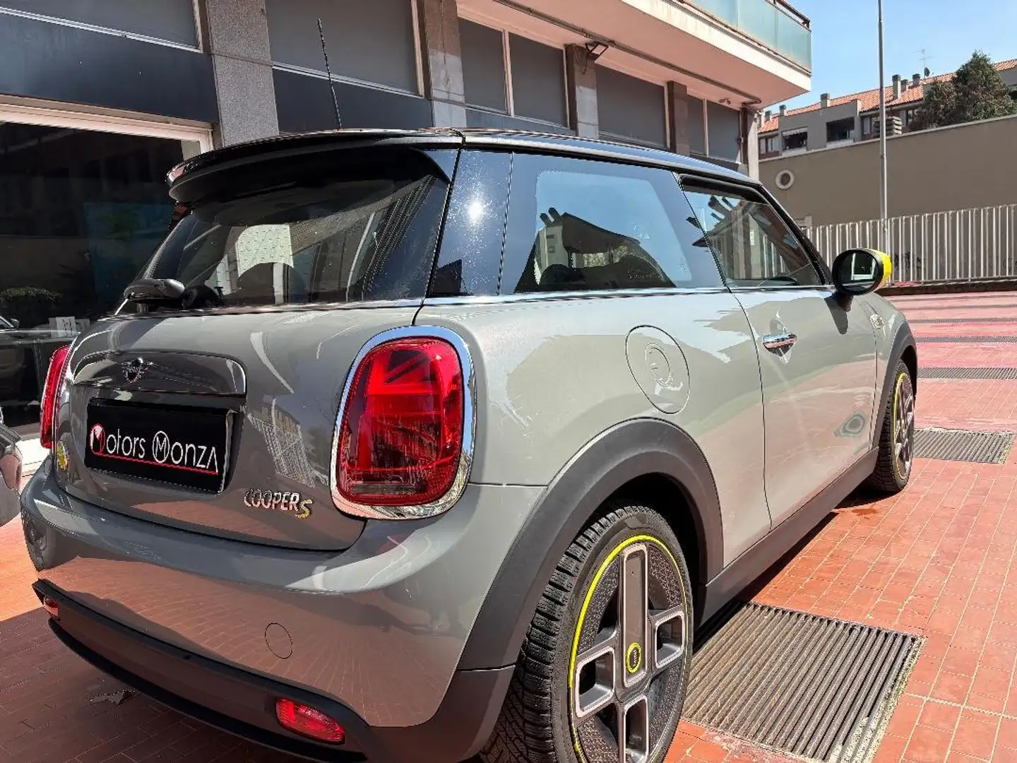 MINI Cooper SE Mini 3p Cooper S automatica Grau - 2