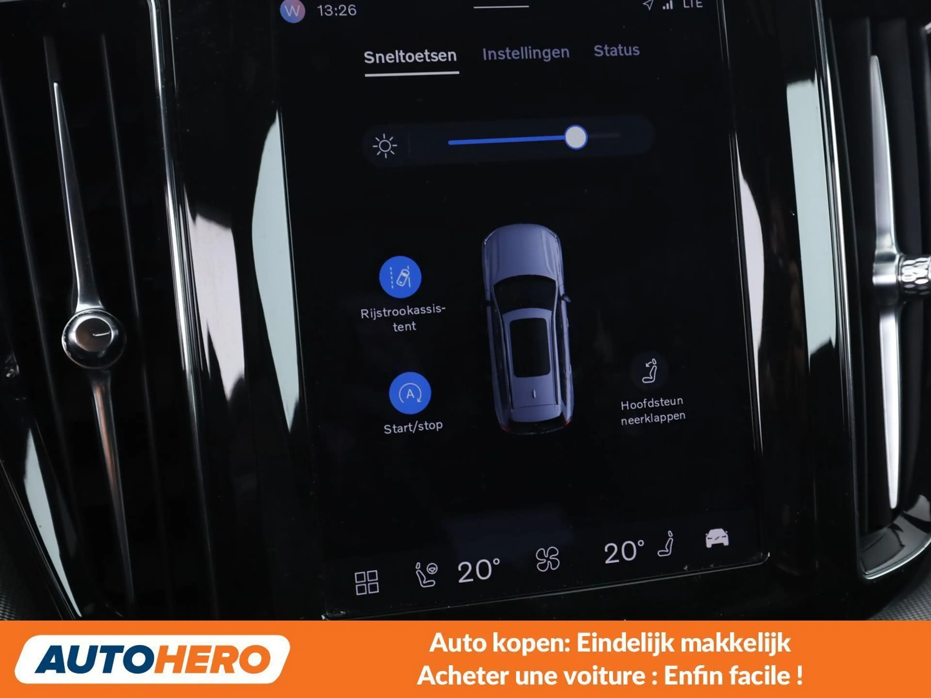Volvo XC60 2.0 B4 Mild-Hybrid Plus Dark 2WD — photo 10