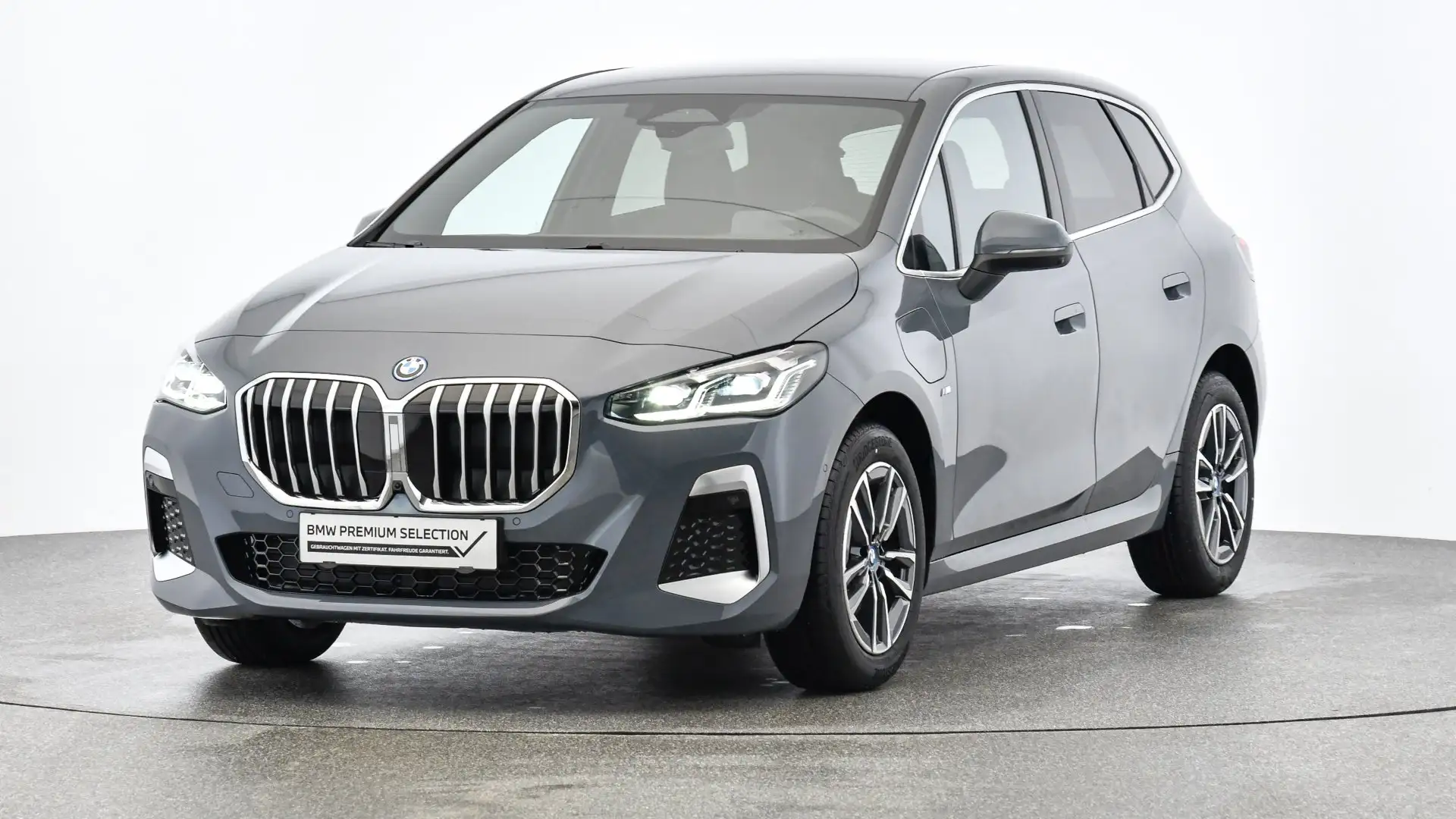 BMW 225 225e xDrive Active Tourer Grau - 2