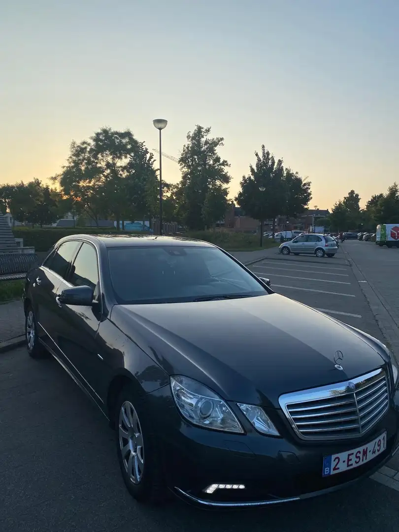 Mercedes-Benz E 200 T CDI DPF BlueEFFICIENCY Automatik Elegance - 2