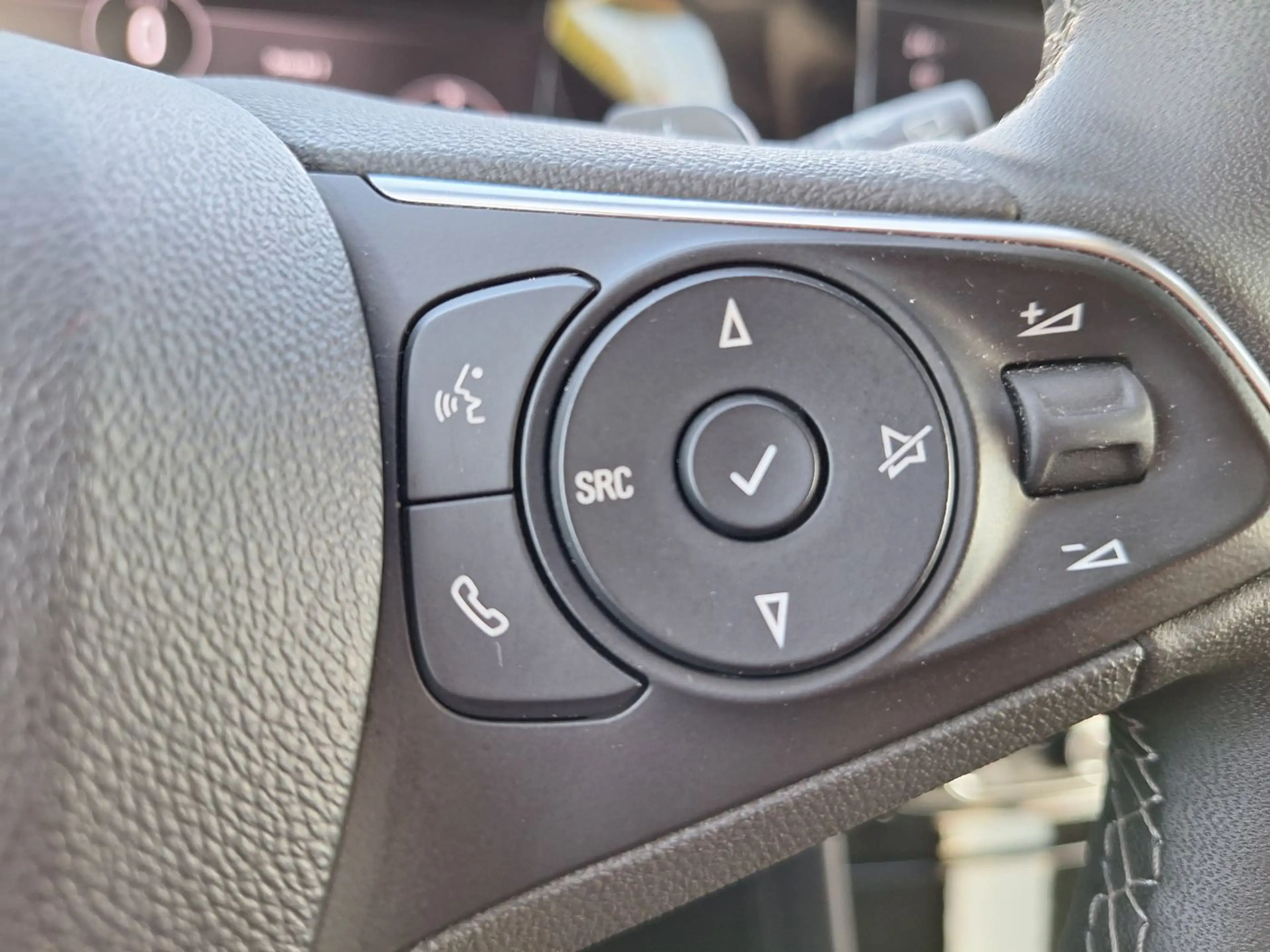 Opel Grandland 1.2 Turbo GS Line inkl. Inspektionspaket Big Deal — photo 13