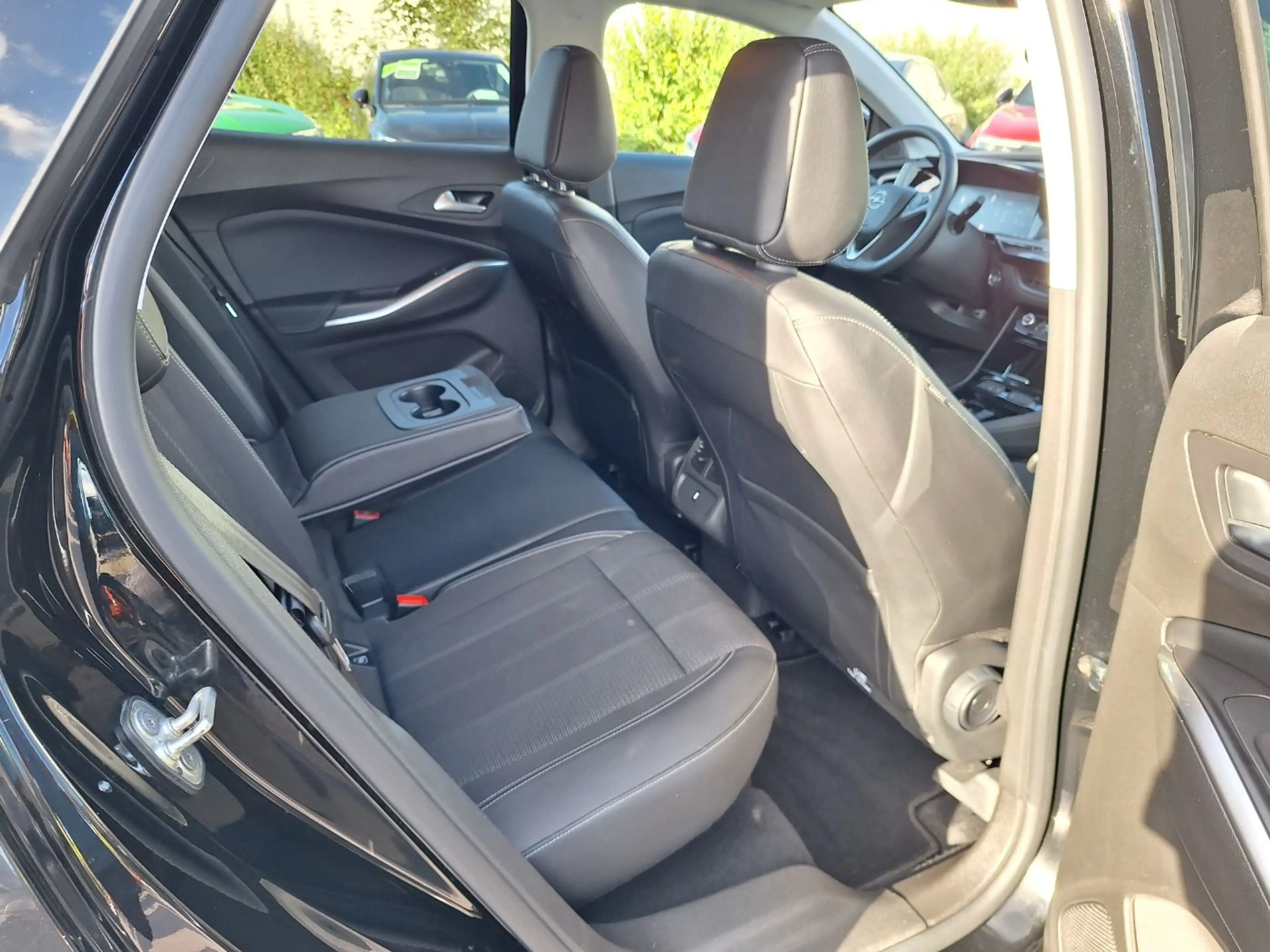Opel Grandland 1.2 Turbo GS Line inkl. Inspektionspaket Big Deal — photo 9